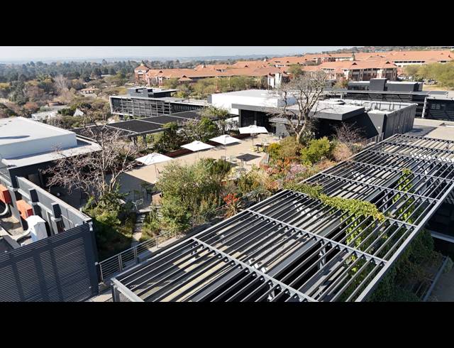 7,000M² OFFICE TO LET IN BRYANSTON